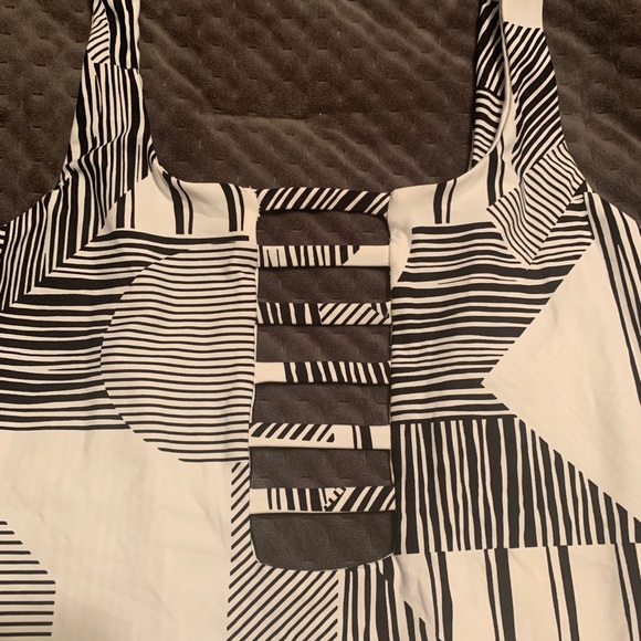 Volcom Out Of Line Bikini Size Small - Picture 2 of 3